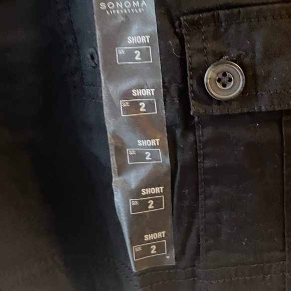 🆕 Black Shorts 🆕 - Picture 2 of 5